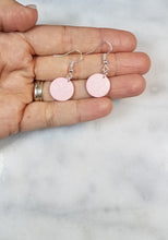 Load image into Gallery viewer, Circle Pink & White Dangle Handmade Earrings