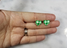 Load image into Gallery viewer, Green and White Buffalo Plaid Heart Post Earring - Small
