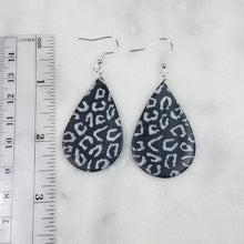 Load image into Gallery viewer, Teardrop Black and White Leopard Print Dangle Earrings

