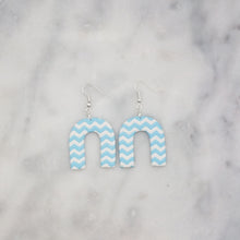 Load image into Gallery viewer, Arch Chevron Pattern White &amp; Blue Dangle Handmade Earrings
