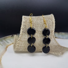 Load image into Gallery viewer, Triple Circle Speckled Pattern Black &amp; Gold Dangle Handmade Earrings
