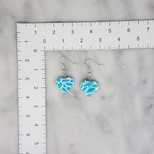Load image into Gallery viewer, Heart (M) Floral Pattern Blue &amp; White Dangle Handmade Earrings
