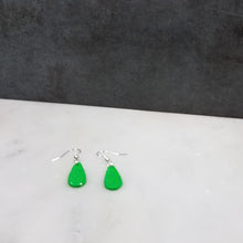 Load image into Gallery viewer, Green and Silver Small Tear Drop Dangle Earrings
